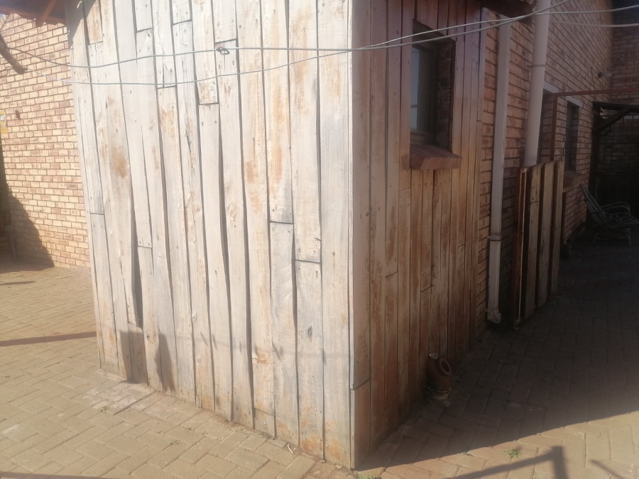 3 Bedroom Property for Sale in Vista Park Free State